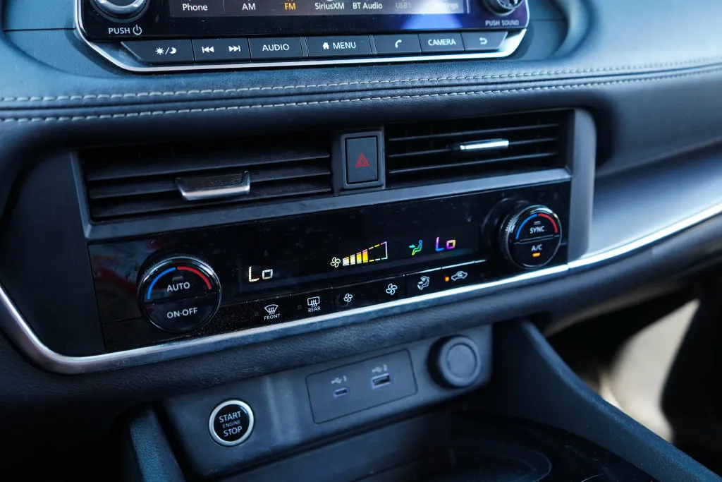 Nissan Rogue photo 26