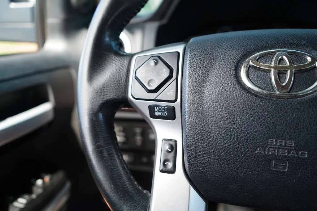 Toyota Tundra photo 29