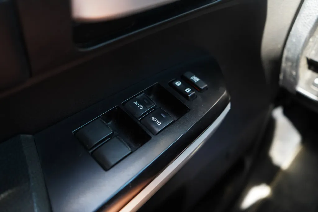 Toyota Tundra photo 30