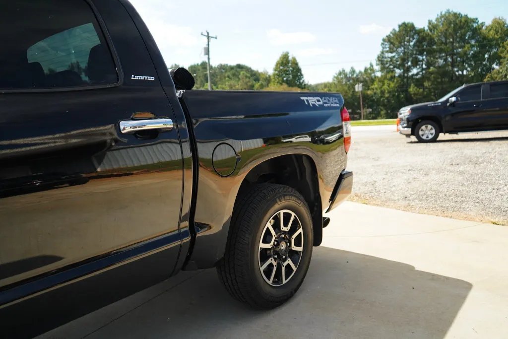 Toyota Tundra photo 22