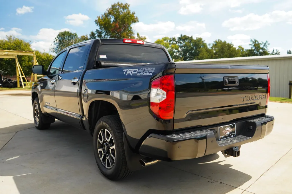 Toyota Tundra photo 4