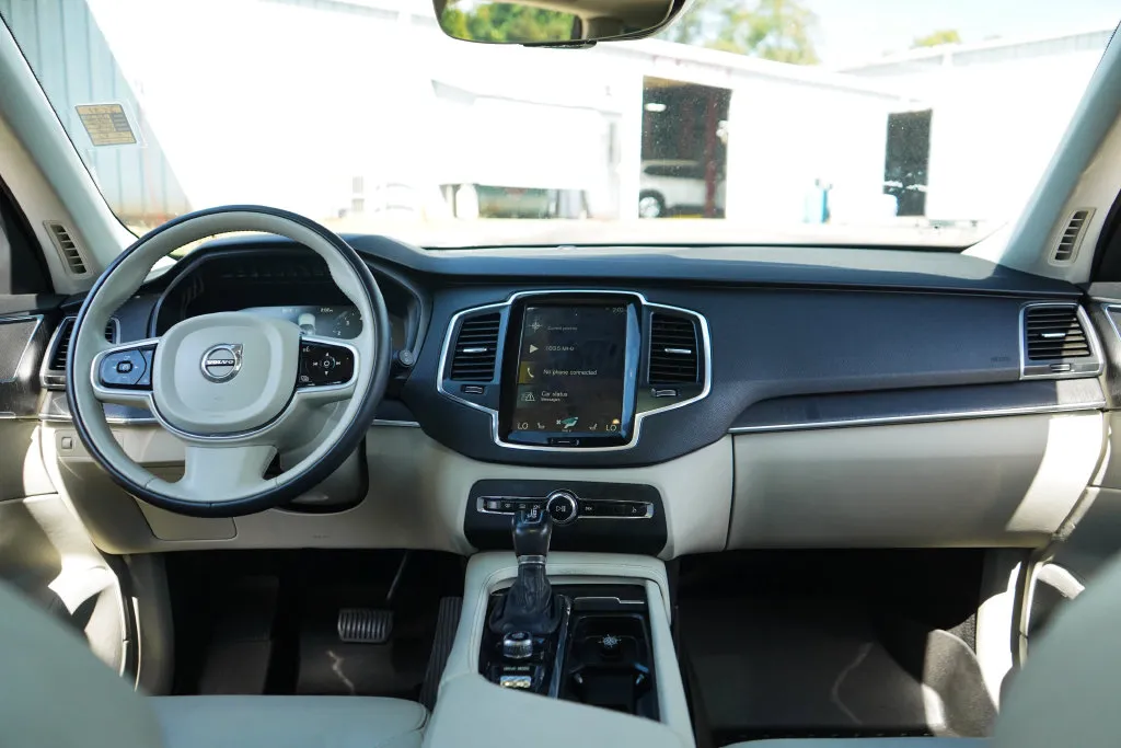 Volvo XC90 photo 10