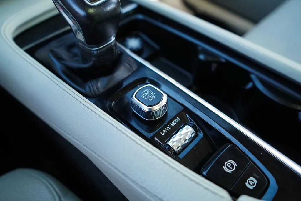 Volvo XC90 photo 29