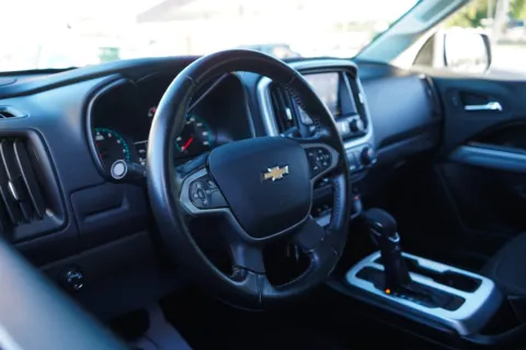 More photos of 2022 Chevrolet Colorado LT at TLC Motors, SC