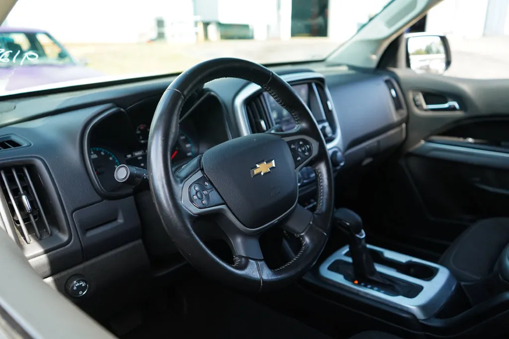 Chevrolet Colorado photo 6