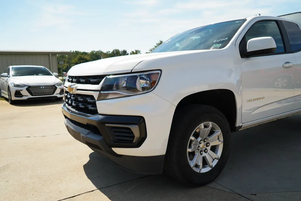 Chevrolet Colorado photo 17