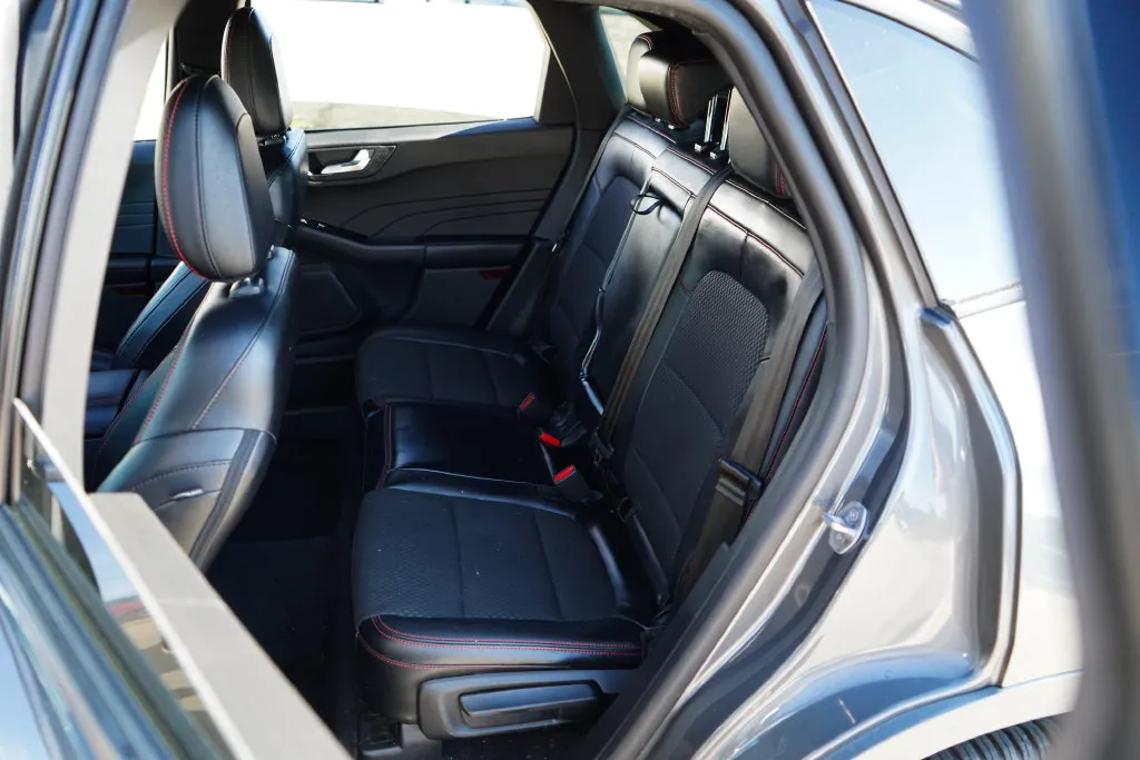 Ford Escape photo 9