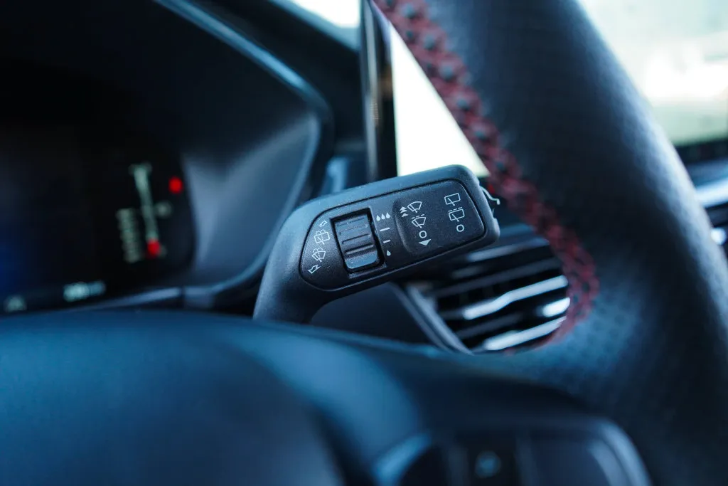 Ford Escape photo 32