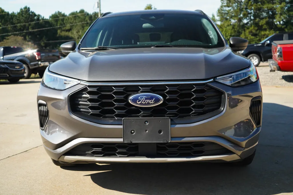 Ford Escape photo 16