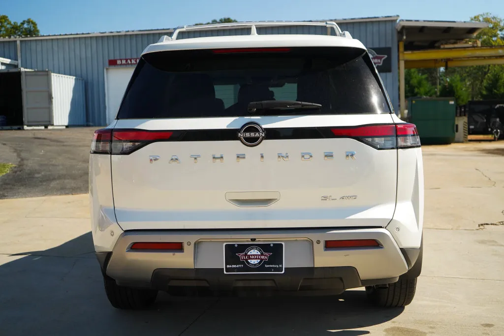 Nissan Pathfinder photo 20