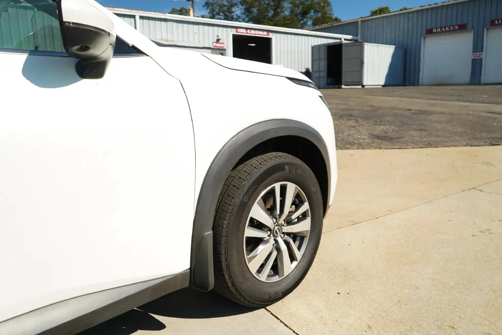 Nissan Pathfinder photo 19