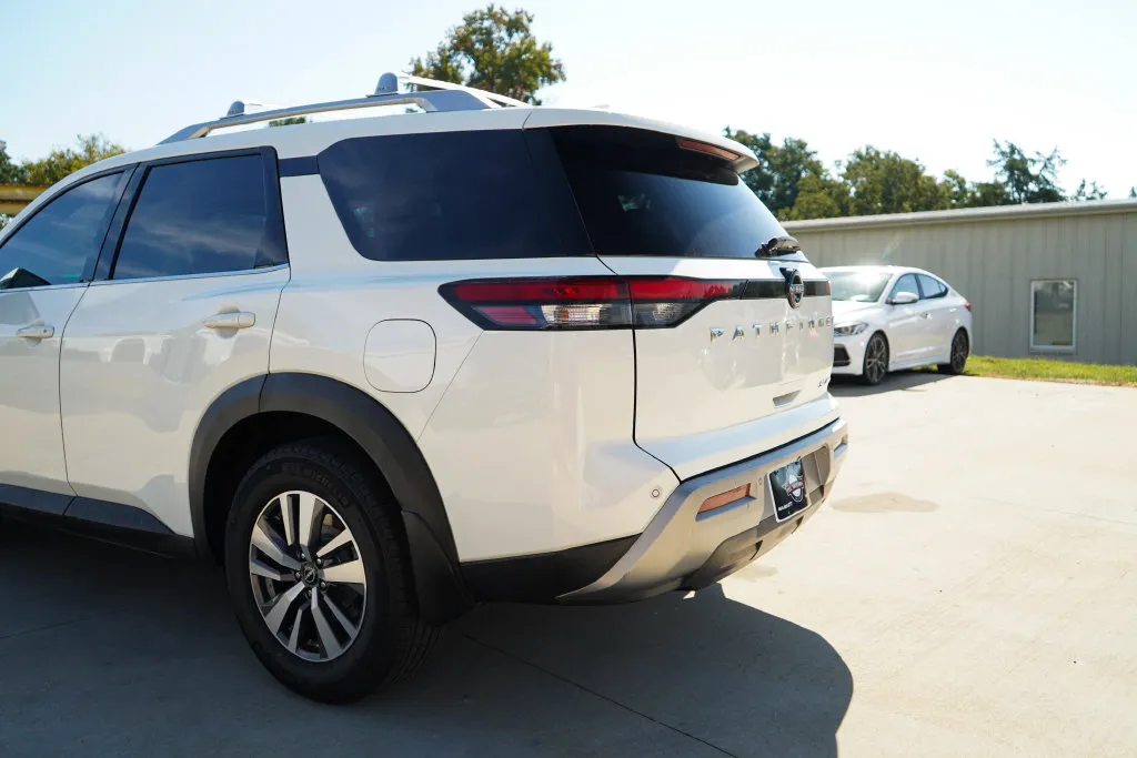 Nissan Pathfinder photo 21