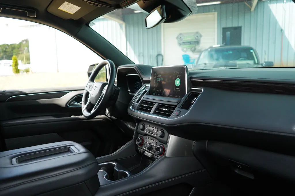 Chevrolet Tahoe photo 14