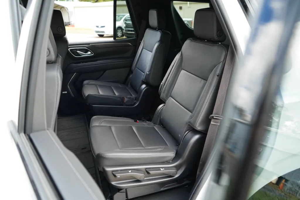 Chevrolet Tahoe photo 9