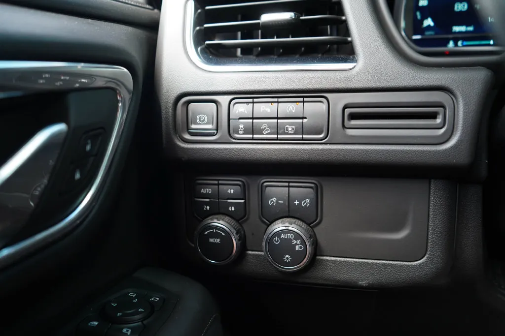 Chevrolet Tahoe photo 31