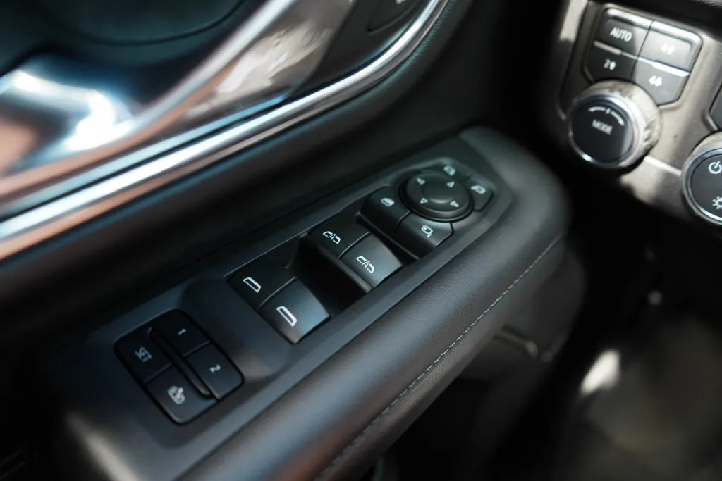 Chevrolet Tahoe photo 30