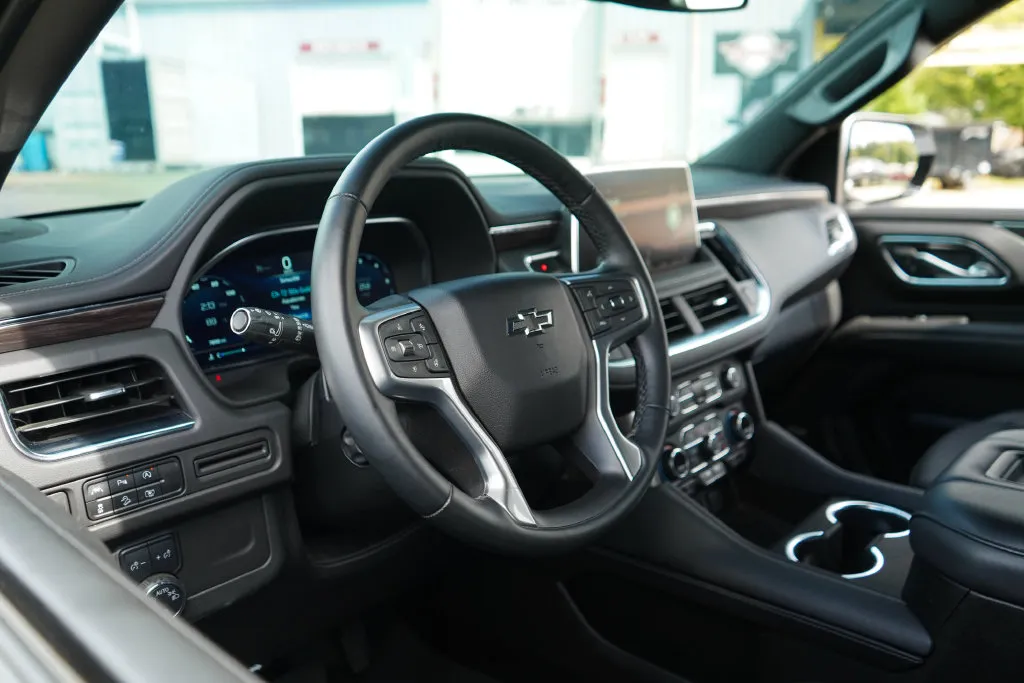 Chevrolet Tahoe photo 6