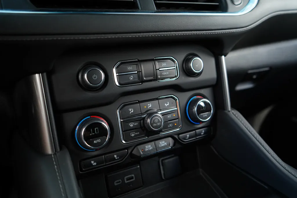 Chevrolet Tahoe photo 27