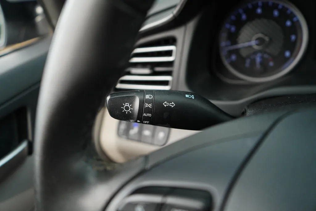 Hyundai Elantra photo 32