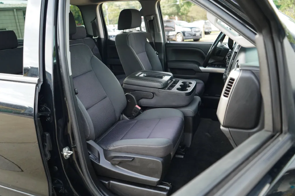 Chevrolet Silverado photo 13