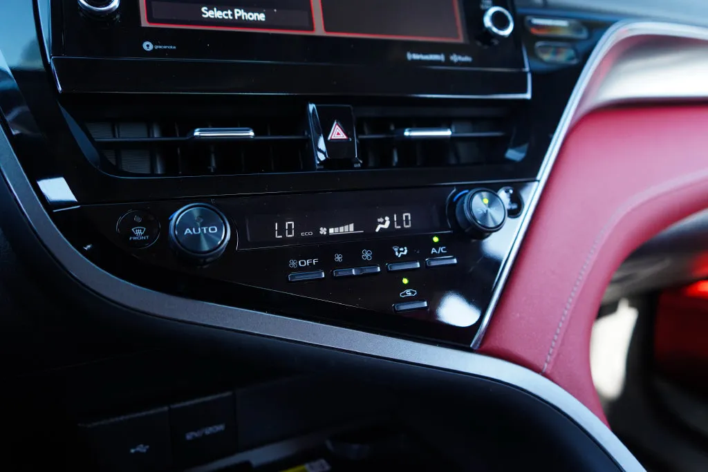 Toyota Camry photo 26