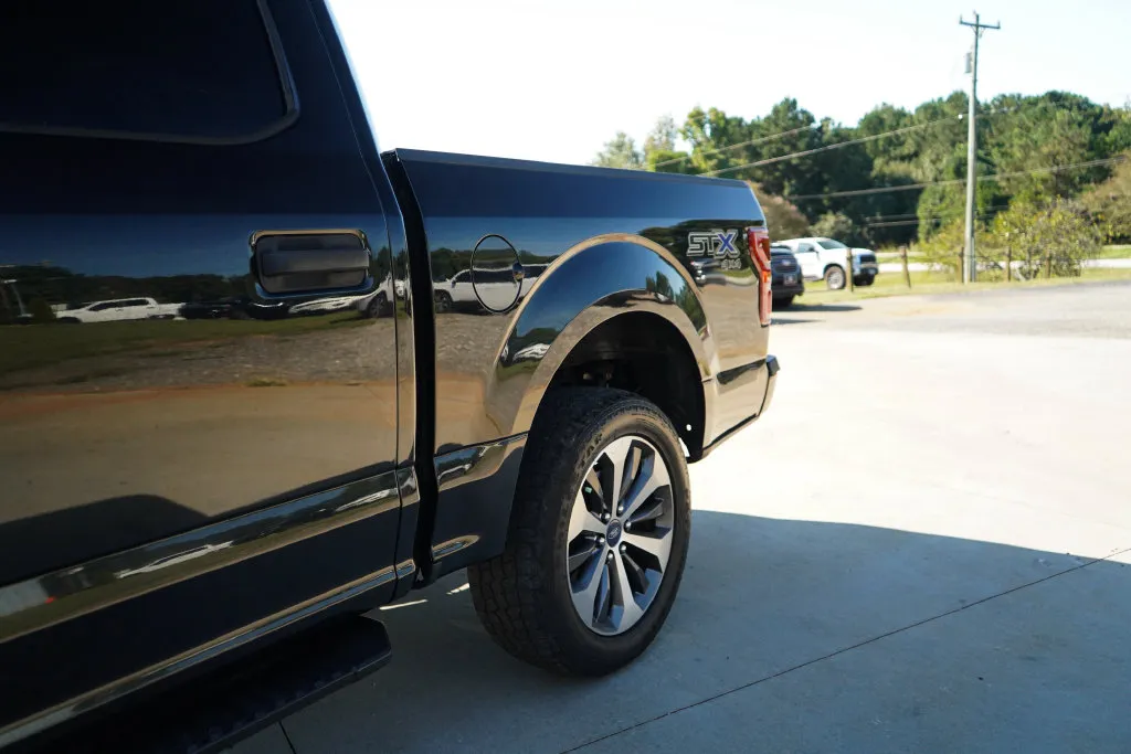 Ford F-150 photo 22