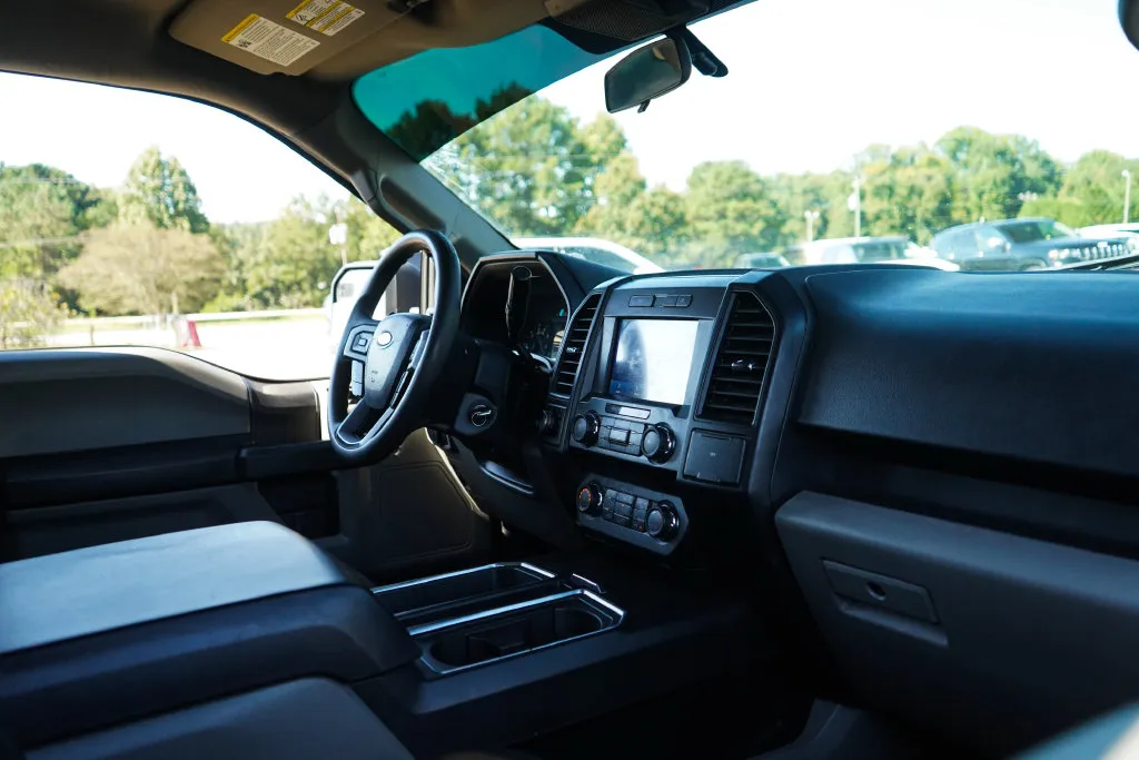 Ford F-150 photo 14
