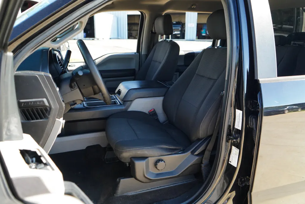 Ford F-150 photo 7