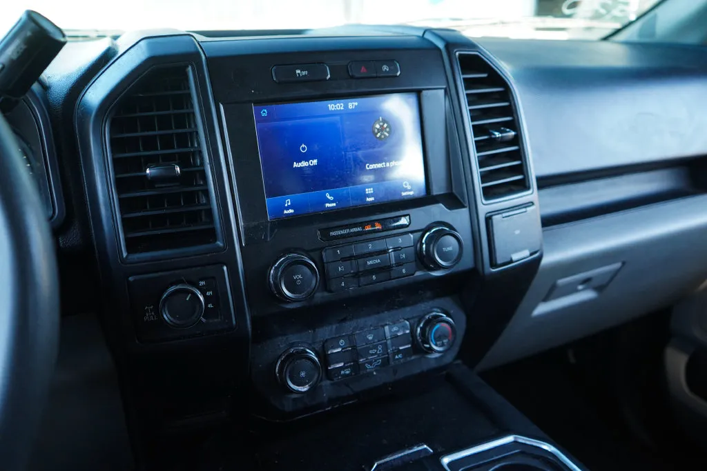 Ford F-150 photo 8