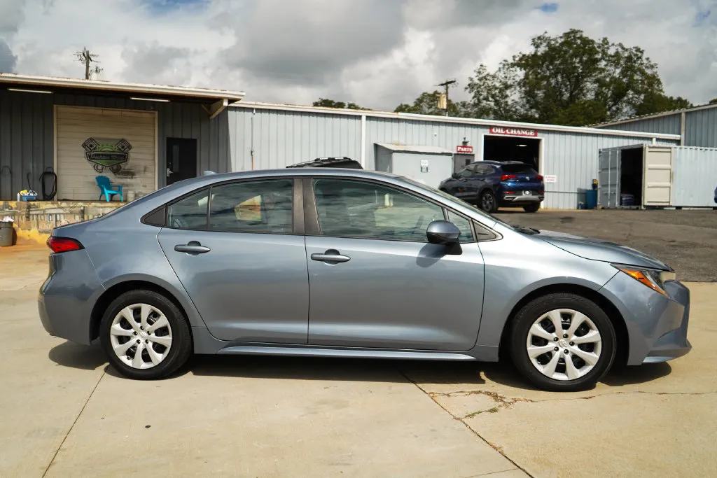 Toyota Corolla photo 3