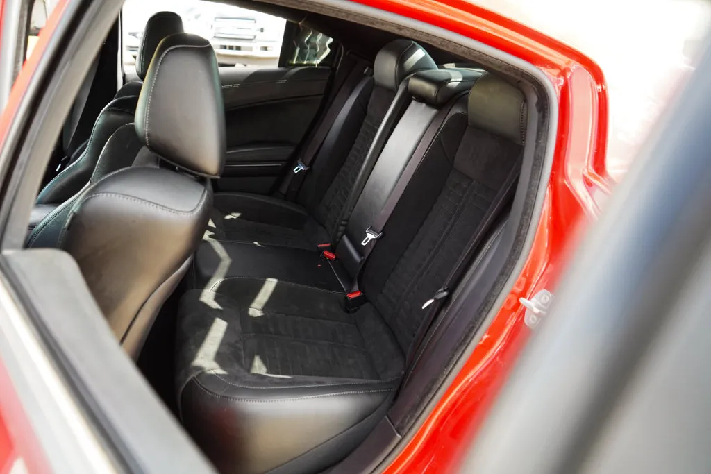 Dodge Charger photo 9