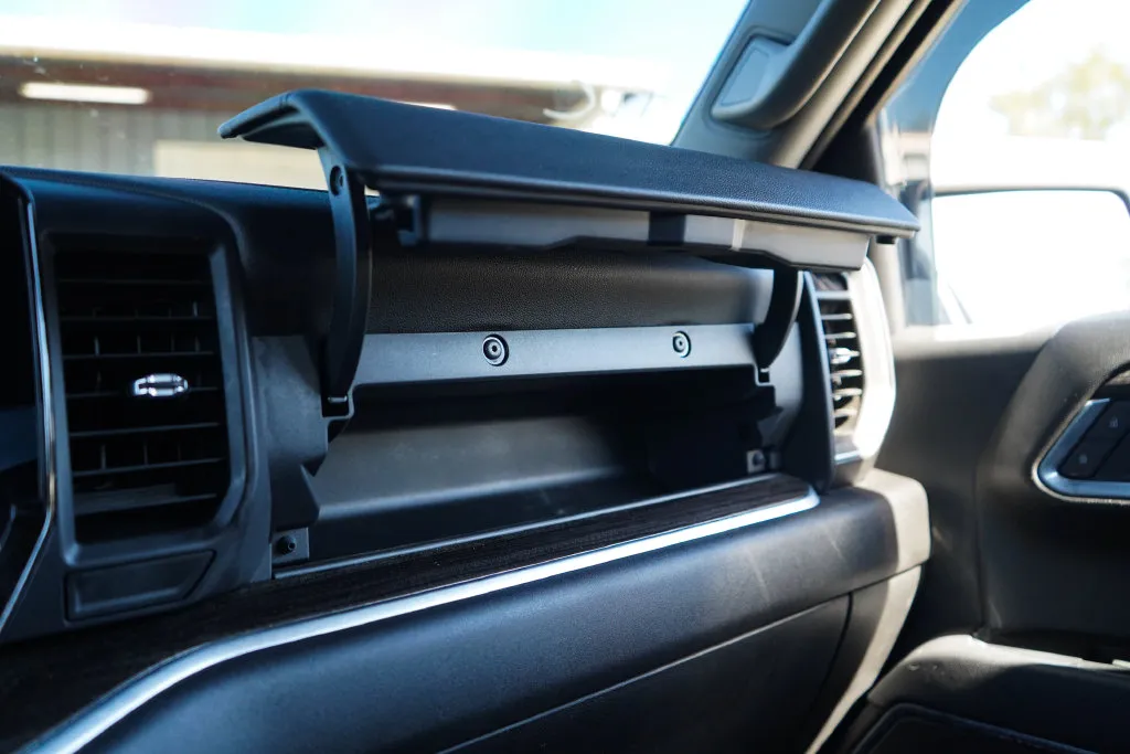 Chevrolet Silverado photo 28