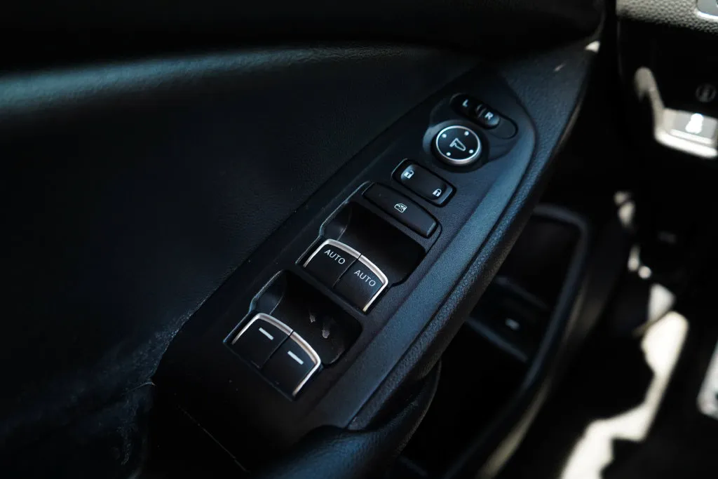 Honda Accord photo 29