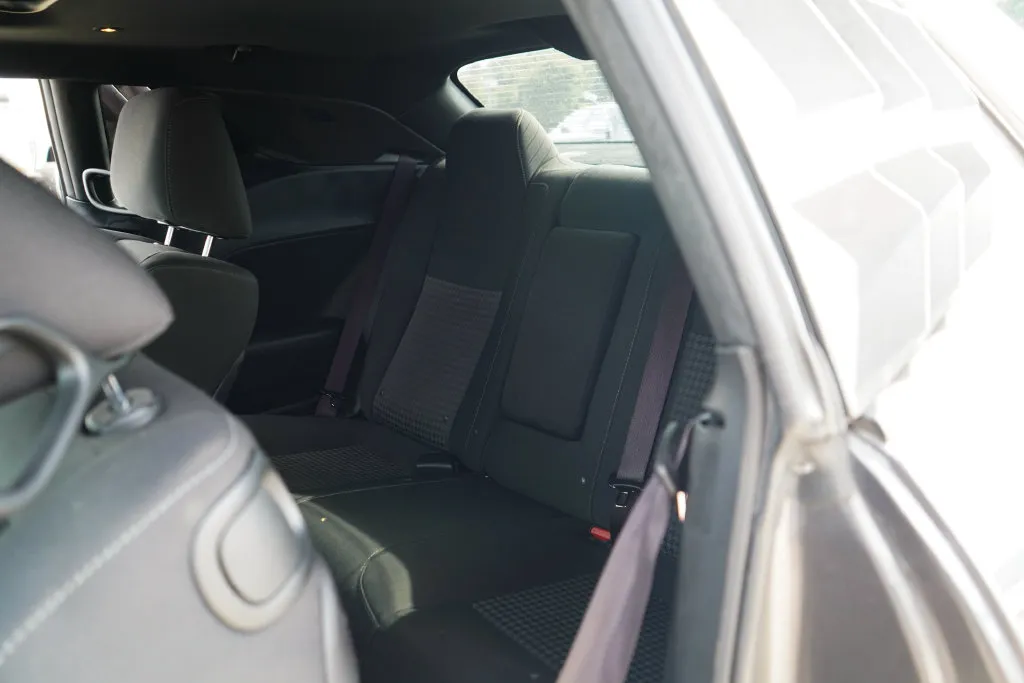 Dodge Challenger photo 9
