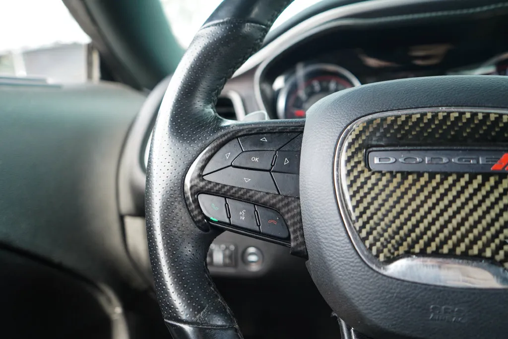 Dodge Challenger photo 28