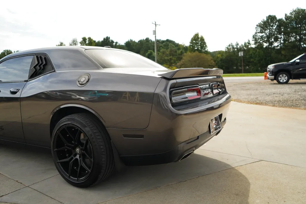 Dodge Challenger photo 20