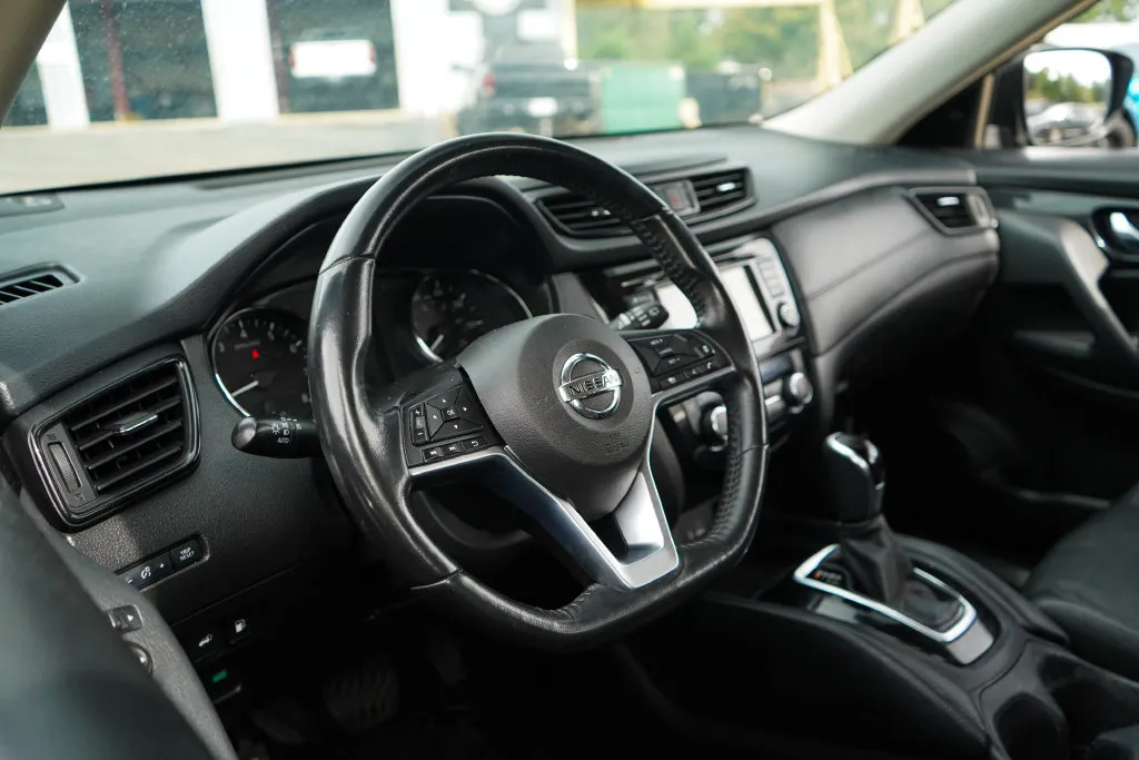 Nissan Rogue photo 6