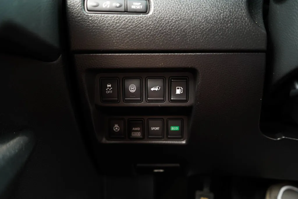 Nissan Rogue photo 29