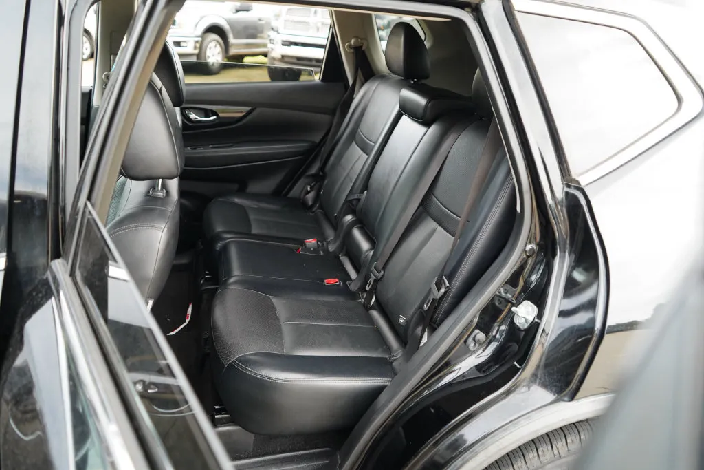 Nissan Rogue photo 9