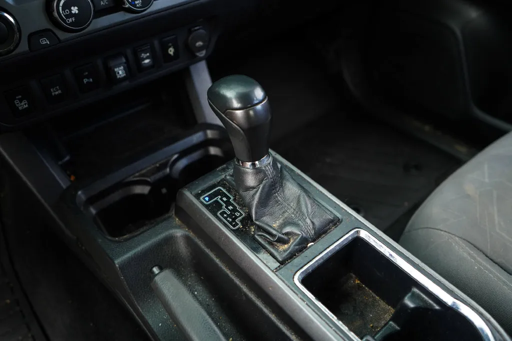 Toyota Tacoma photo 35