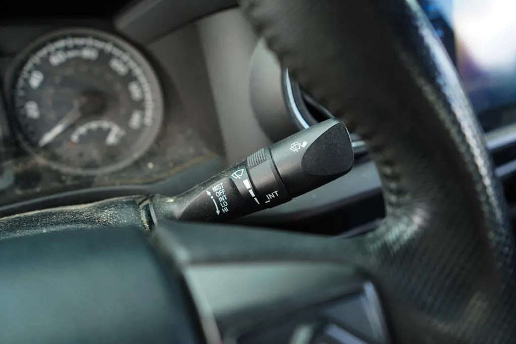 Toyota Tacoma photo 33