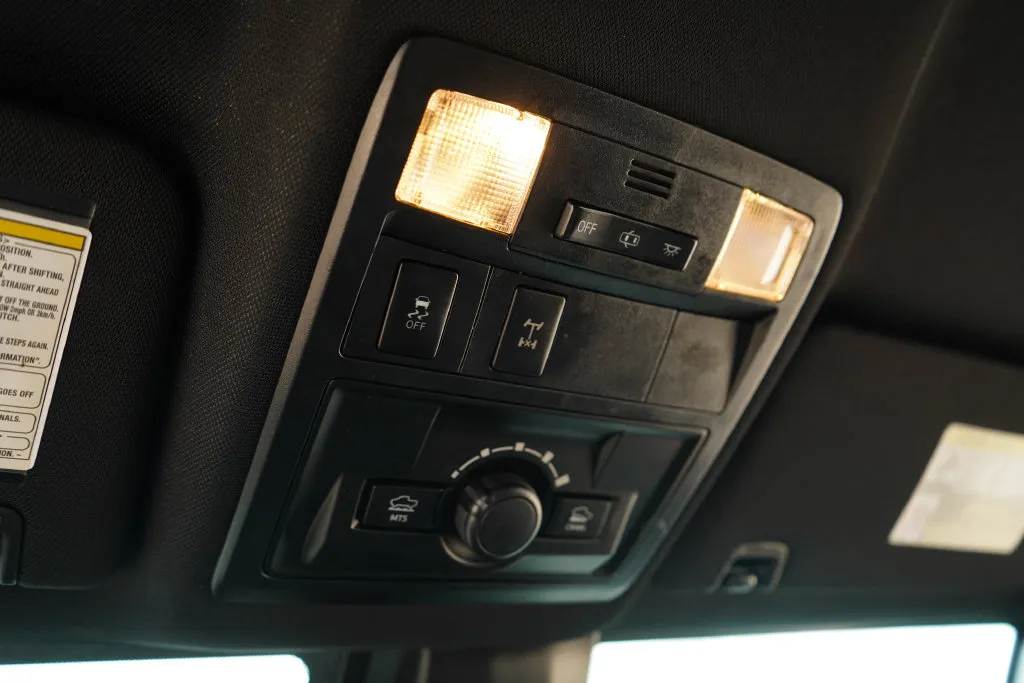 Toyota Tacoma photo 12