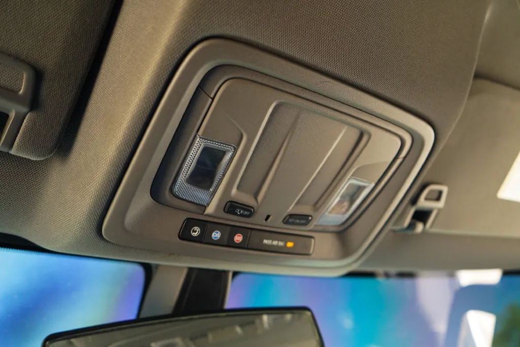 Chevrolet Silverado photo 12
