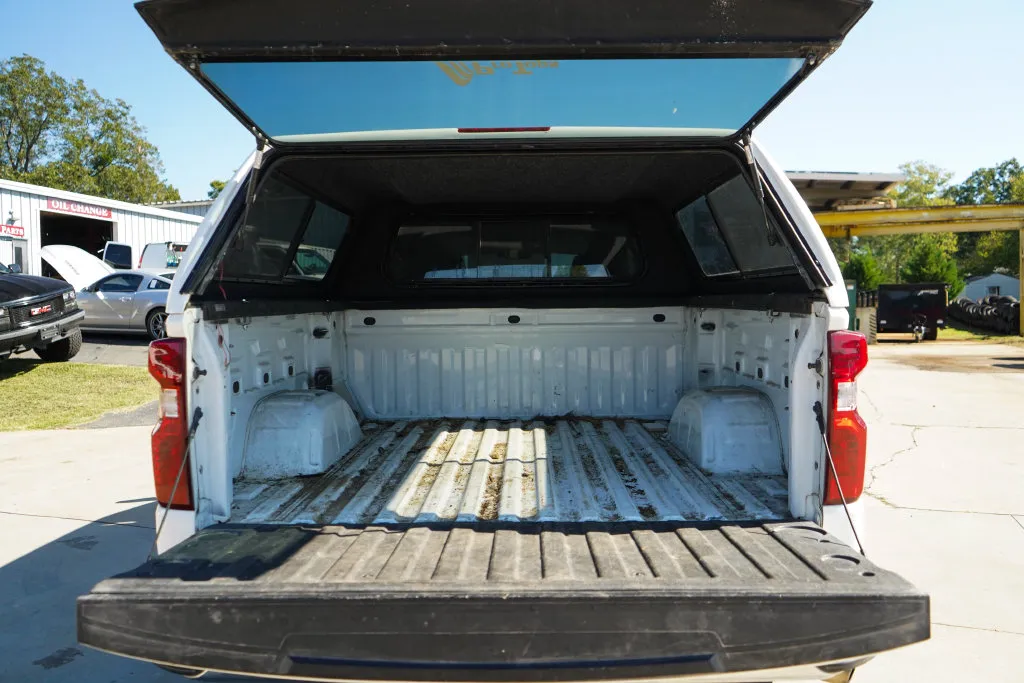Chevrolet Silverado photo 15