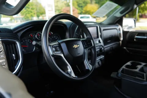 More photos of 2020 Chevrolet Silverado 1500 LT at TLC Motors, SC