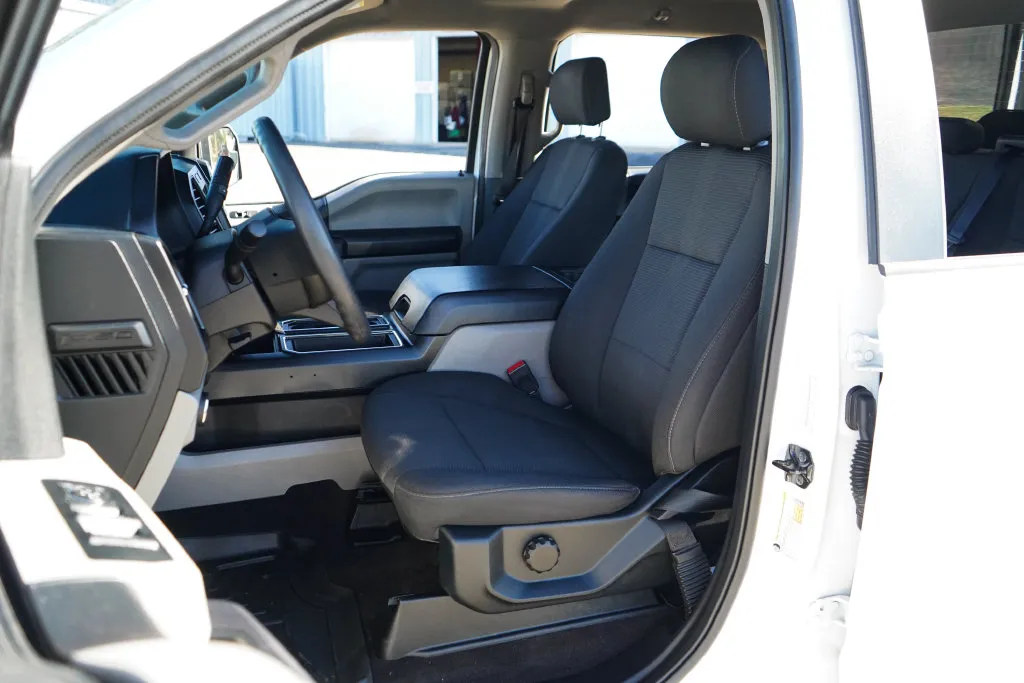 Ford F-150 photo 7