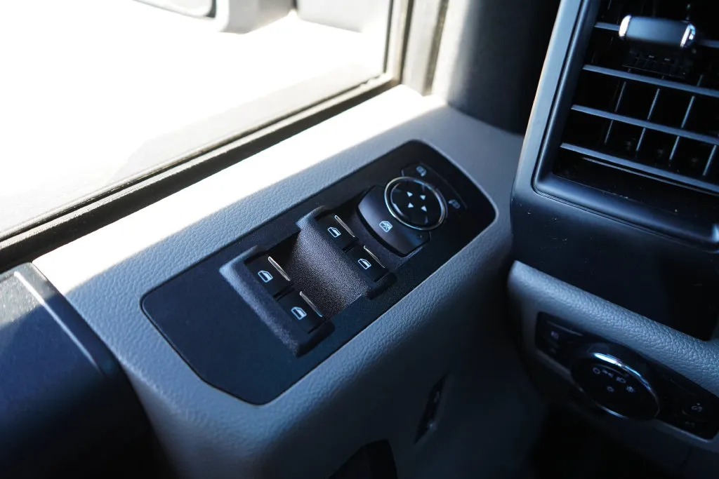 Ford F-150 photo 30