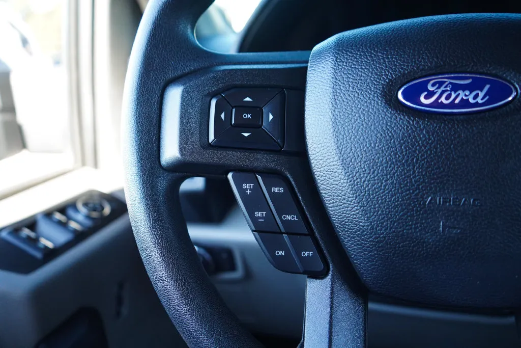 Ford F-150 photo 32