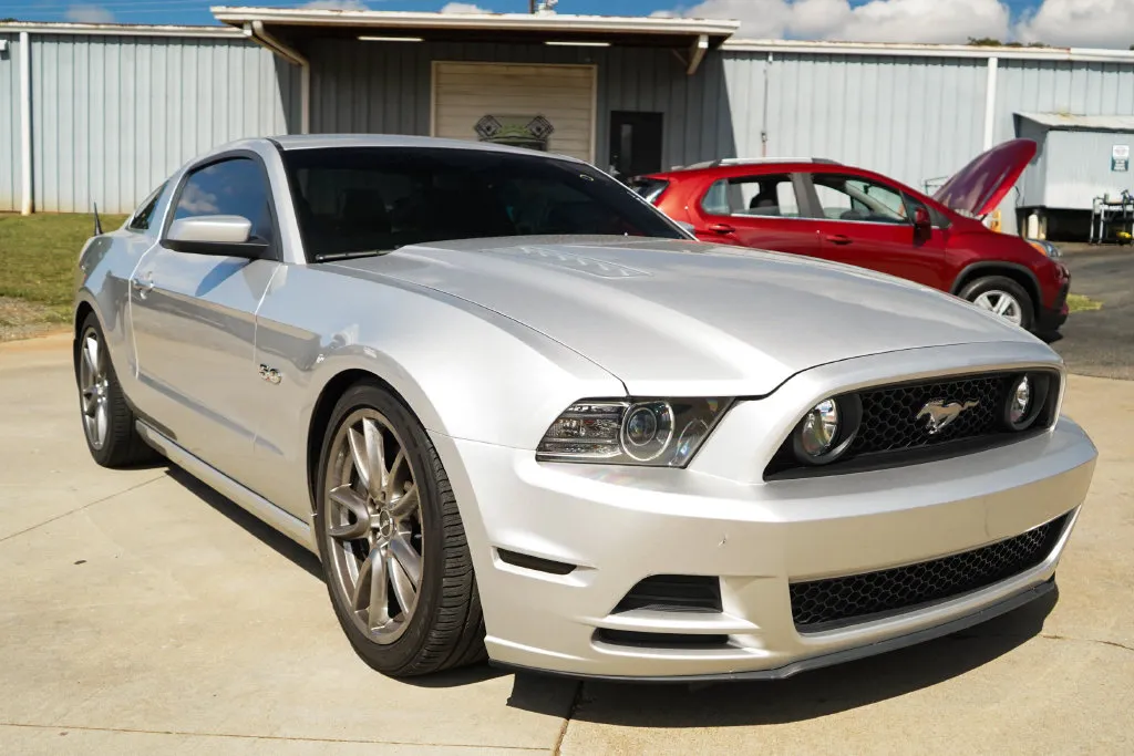 Ford Mustang photo 32