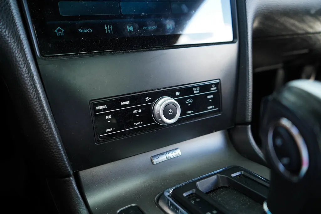 Ford Mustang photo 25
